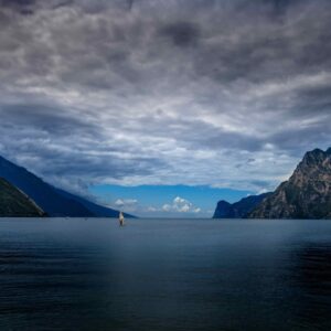 Sail into the Alps – Lake Garda Horizon